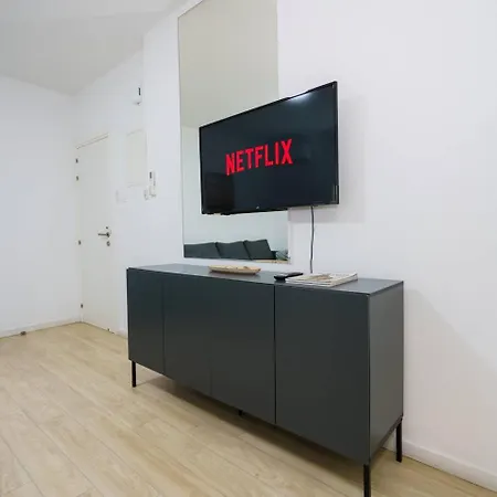 Kitieos 163 In Finikoudes *