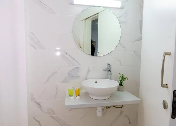 Kitieos 163 In Finikoudes לרנקה