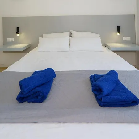 Kitieos 163 In Finikoudes 라르나카