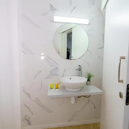 Kitieos 163 In Finikoudes * 라르나카