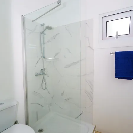 Kitieos 163 In Finikoudes לרנקה